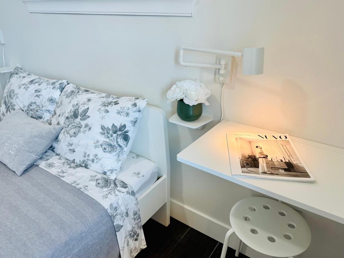 2Br 1.5Ba Full Kitchen Private Guest House - Free Parking - Central Location Vancouver Eksteriør bilde