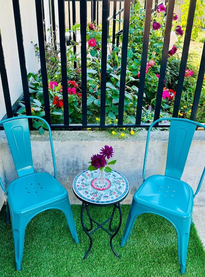2Br 1.5Ba Full Kitchen Private Guest House - Free Parking - Central Location Vancouver Eksteriør bilde